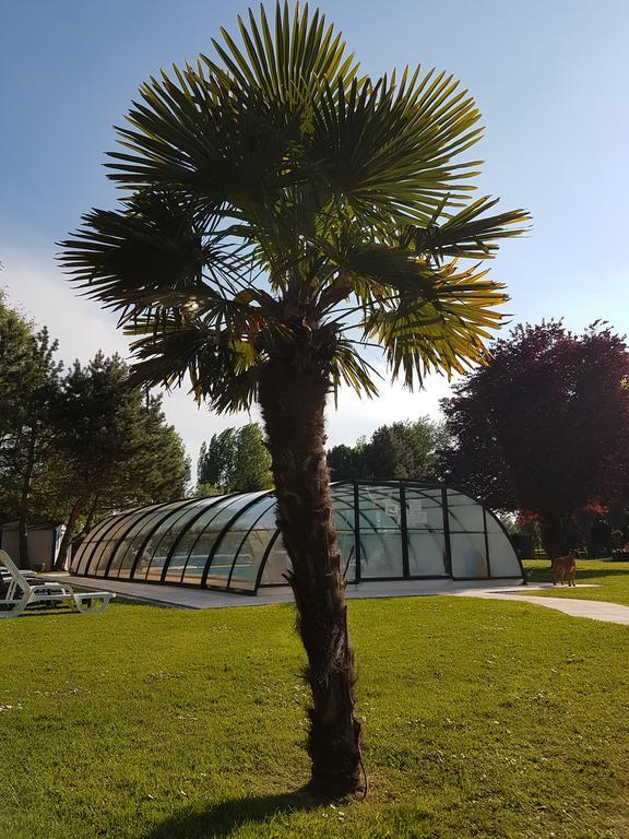 Hotel Du Golf Cabourg Exterior foto